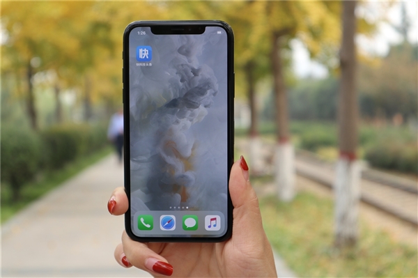 戴口罩無(wú)法解鎖iPhone 李楠：Face ID在中國(guó)變雞肋