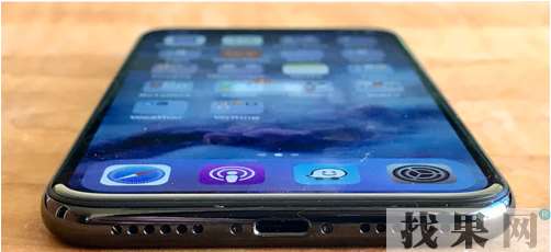 iPhone xs max后置攝像頭進(jìn)灰塵的維修辦法
