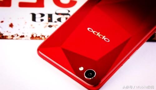 顏值驚人!OPPO A3不止是靠臉吃飯,更是內(nèi)在!