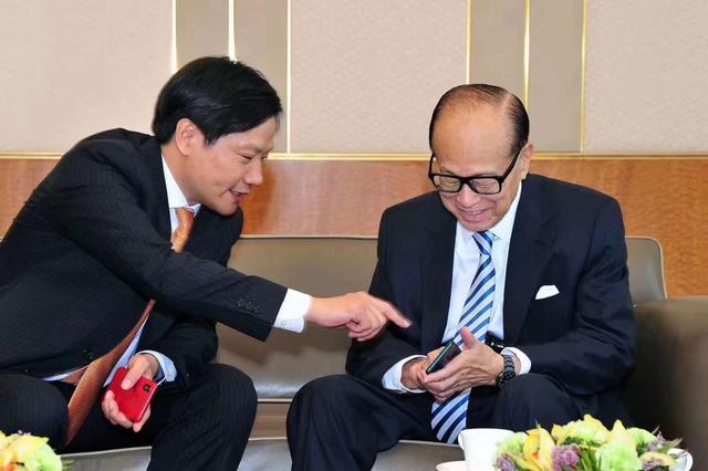 小米與長和協作遭熱議,最難過的應該是華為