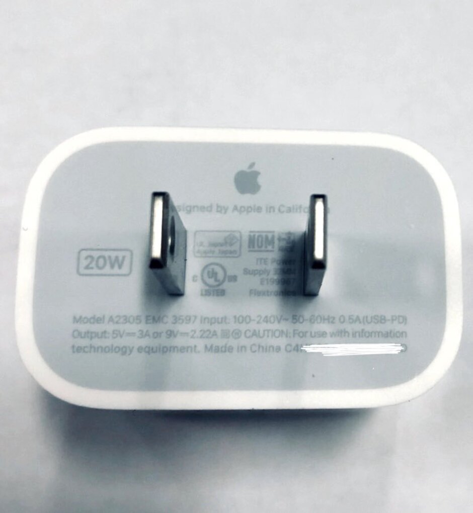 新款10.8英寸iPad和8.5英寸iPad Mini將配備20W內(nèi)盒充電器