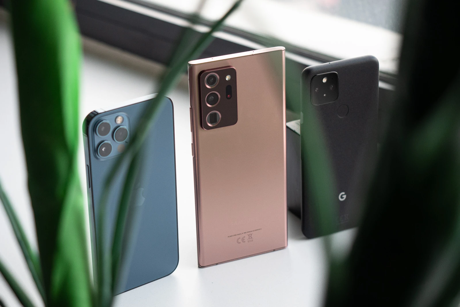 蘋(píng)果的OLED開(kāi)關(guān)將創(chuàng)下iPhone 13柔性顯示屏的記錄